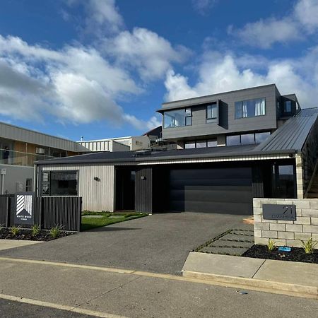 Birdsong Water View 2 Bedroom Apartment Raglan Exterior photo