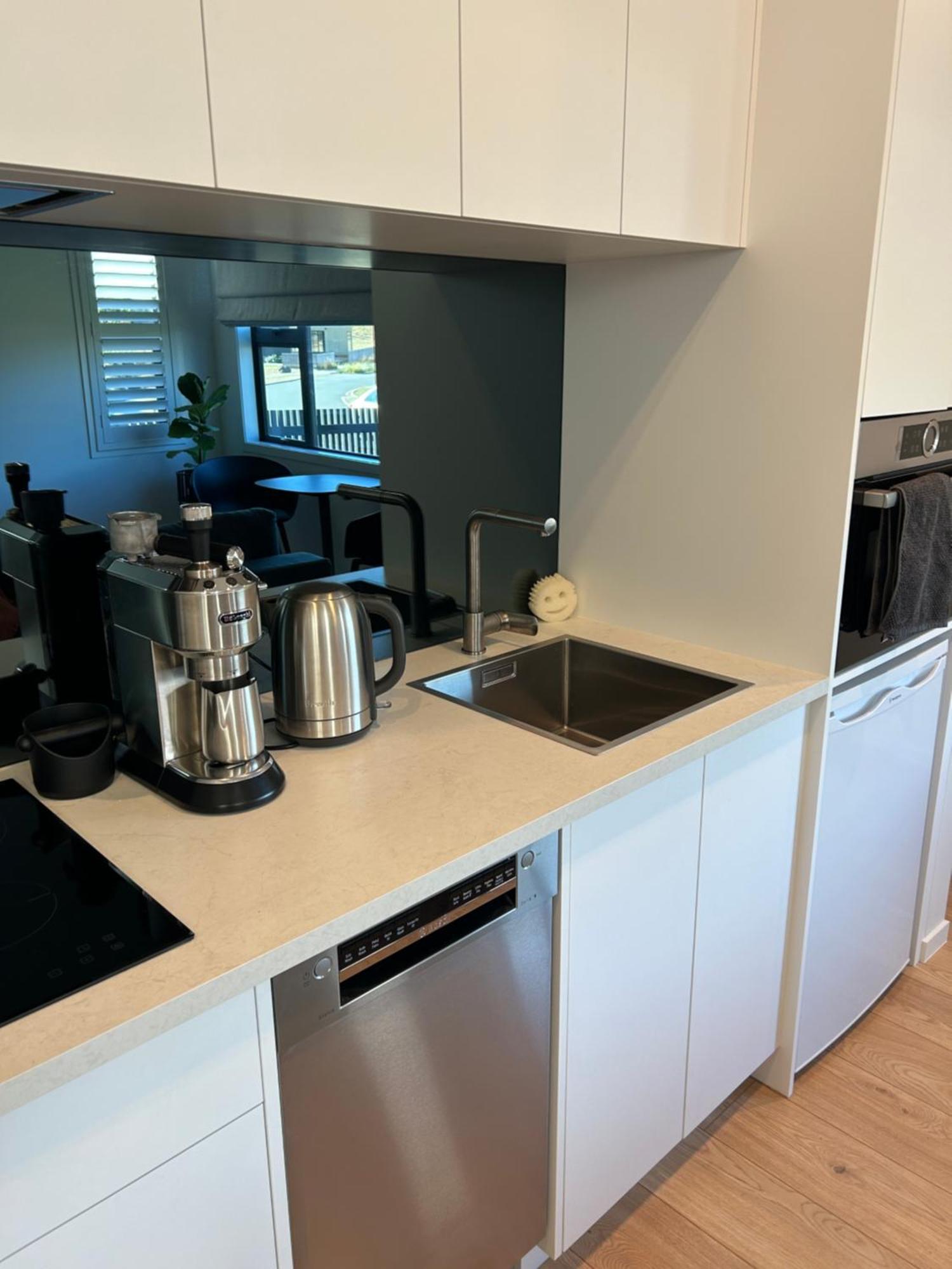 Birdsong Water View 2 Bedroom Apartment Raglan Exterior photo